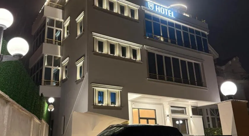 Murati Lake View Hotel - Image 1