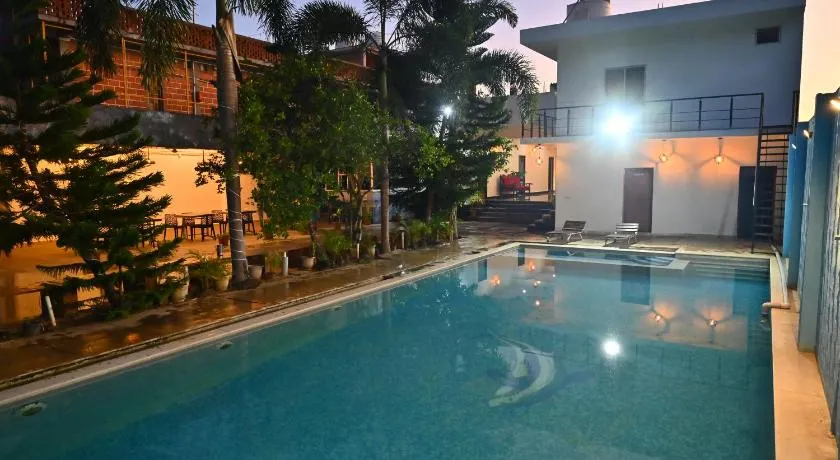 Villa Happiness - Image 1