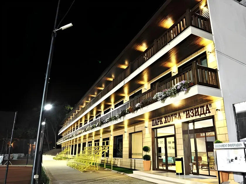 Park Hotel Izida - Image 1