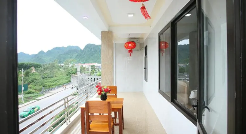 Sky Hotel Phong Nha - Image 1