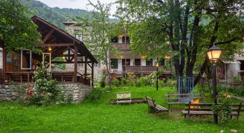 Villa Mestia Hotel - Image 1