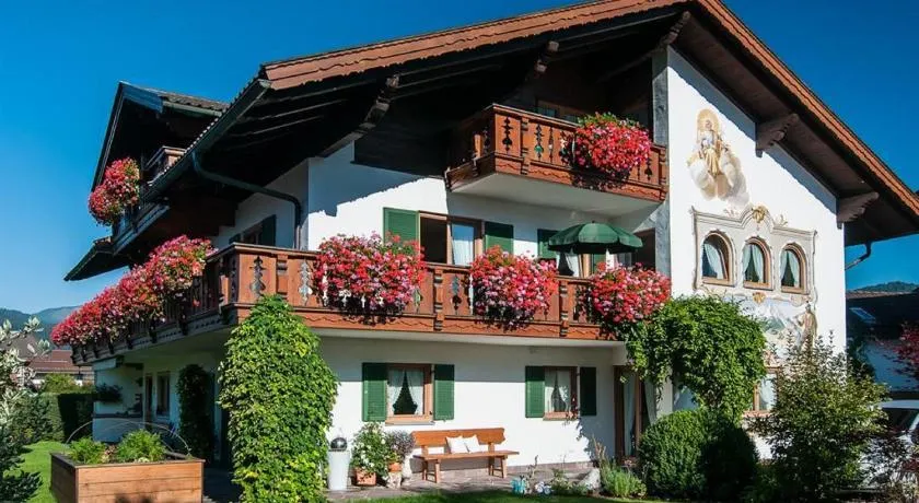 Gästehaus Haller - Image 1
