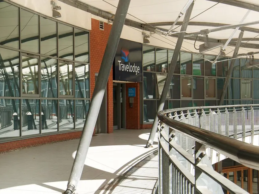 Travelodge Birmingham Central Broadway Plaza - Image 1
