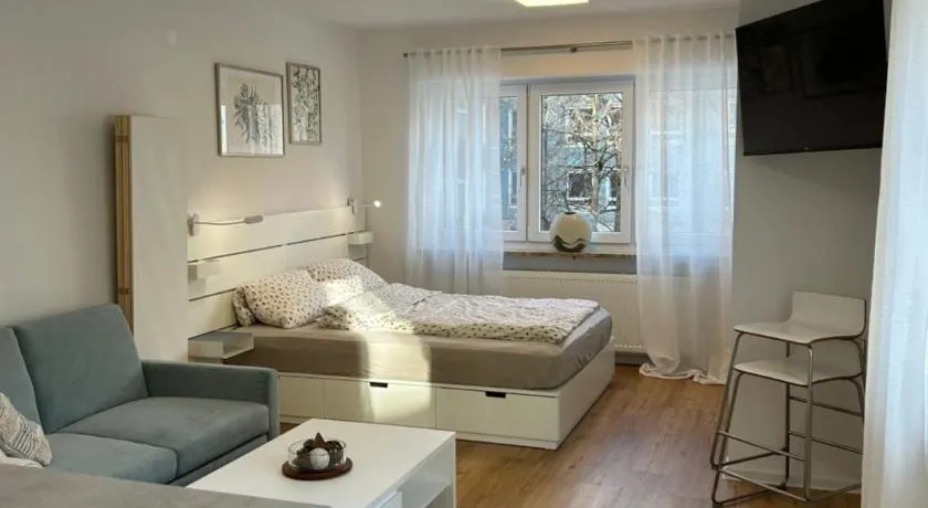Kempten zentral 1-Zimmer Wohnung mit Parkplatz - Image 1