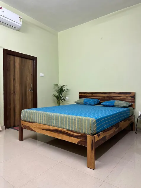 Veridian Villa - Image 1