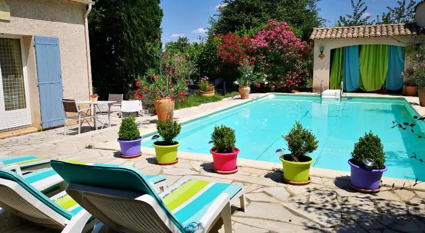 Chambre d'hôte à Pierrevert, en Haute Provence - Image 1