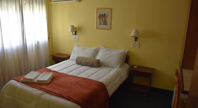 Hotel Sol Colonia - Image 1