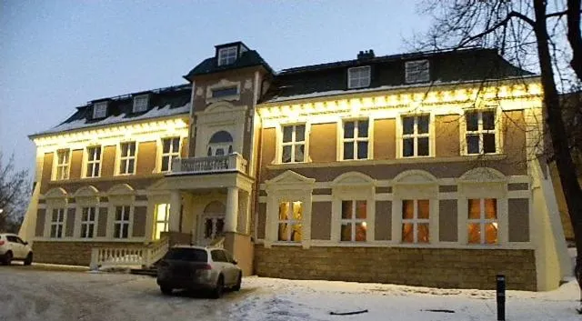 Pałac Dąbrowa - Image 1