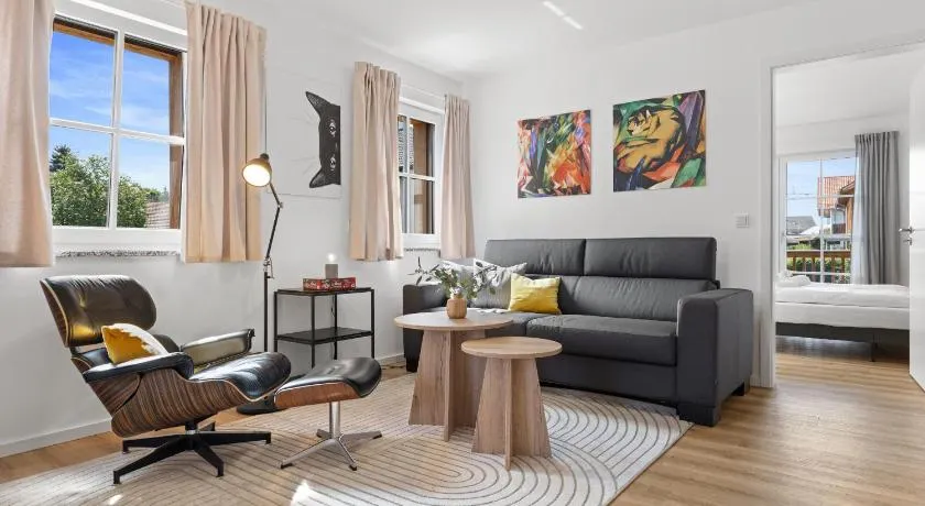 BALANCED Münsing Apartments, vollausgestatte Ferienwohnungen Nähe Starnberger See - Image 1