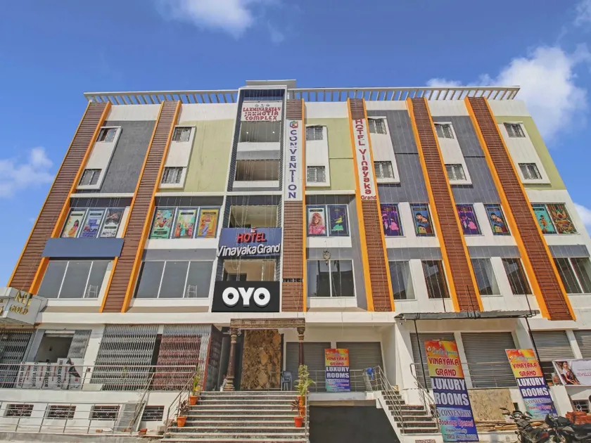 Super Collection O Vinayaka Luxury Stays - Image 1