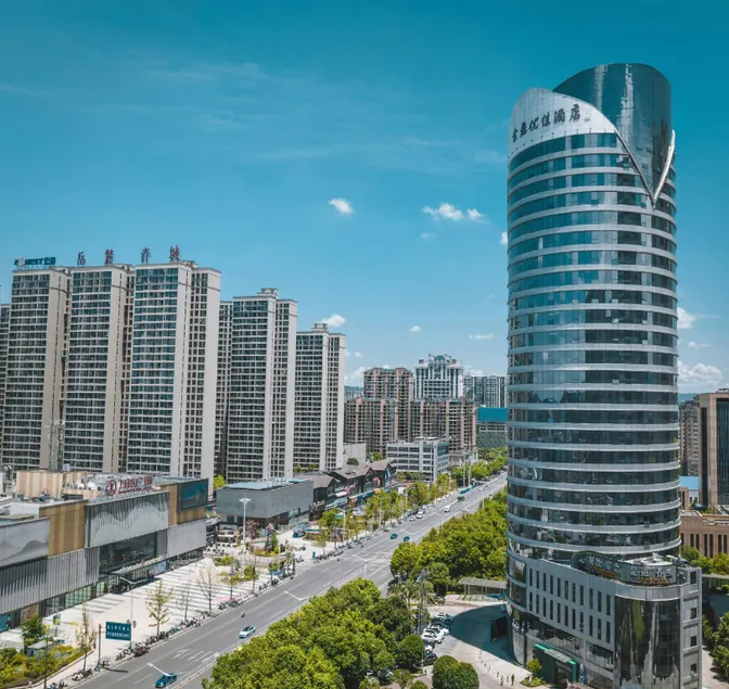 Jinlei Hotel Plus - Image 1