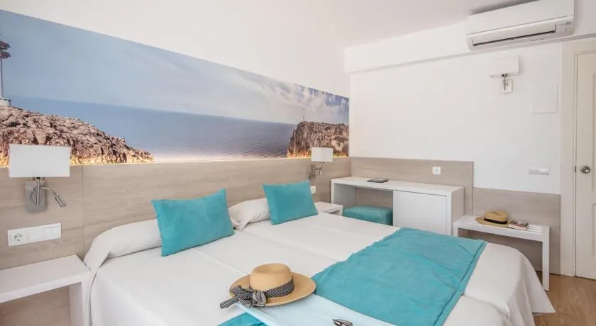 Hostal Es Pi - Emar Hotels - Image 1