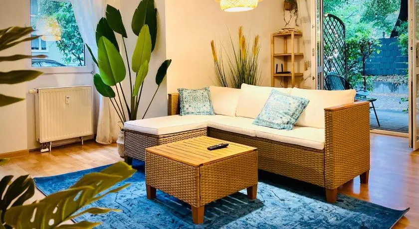 Boho-Apartment mit Terrasse - Ruhig & Zentrumsnah - Image 1