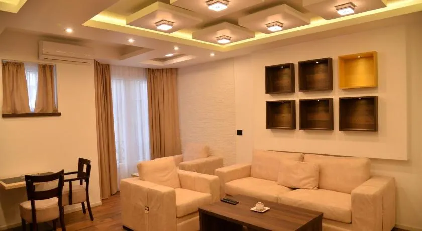 Bella apartments - Image 1