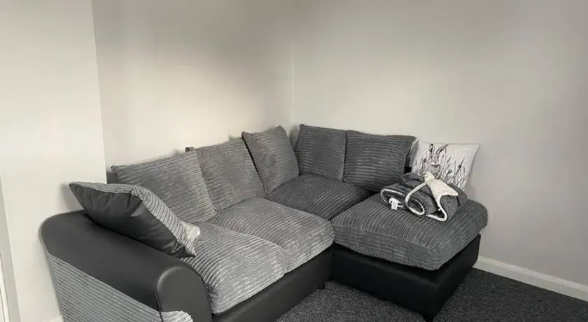 Bank Street Apartment - Image 1
