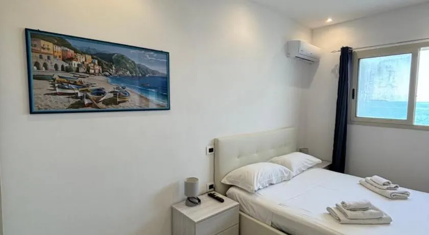 Casa Marina La Terrazza Sul Mare - Image 1