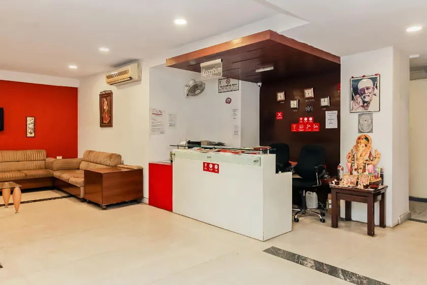 Collection O Hotel Dolphin Residency Inn - Image 1