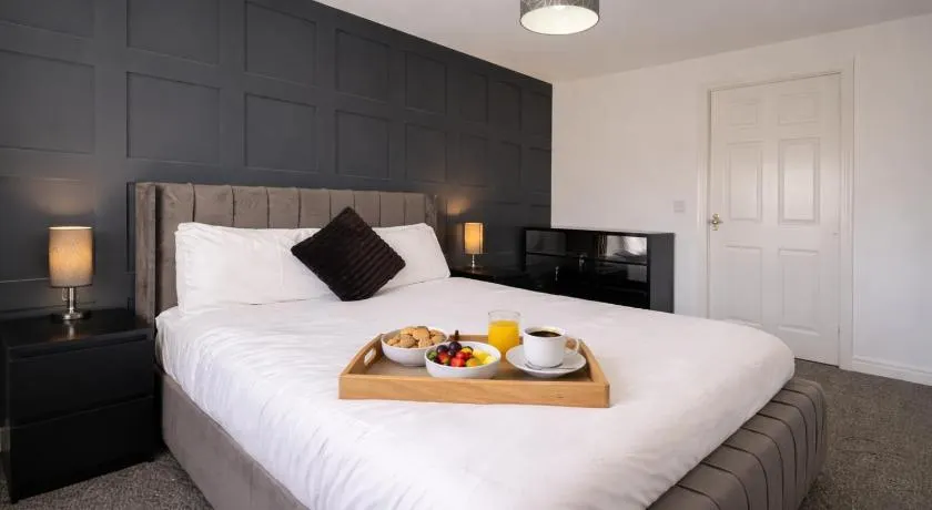 Durham Gate View - Lovely 2 bedroom apartment with parking - Image 1