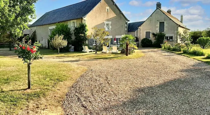 Studio confortable à Thilouze de 55 m² avec jardin privatif - Image 1