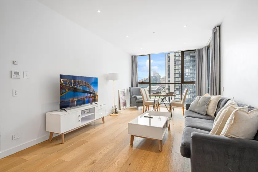 City Center 2-Bedroom in Darling Harbour - Image 1