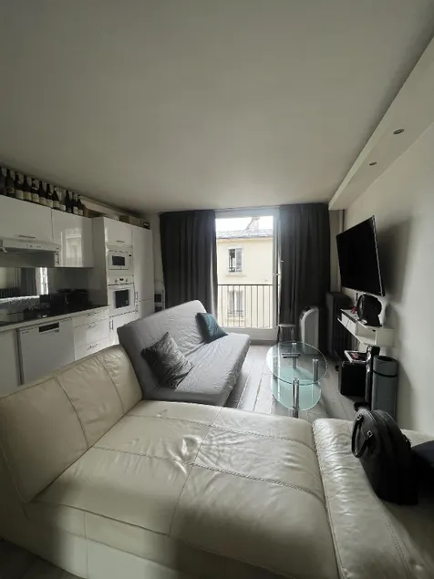 Cocooning Apartment very close to Champs Élysée - Image 1