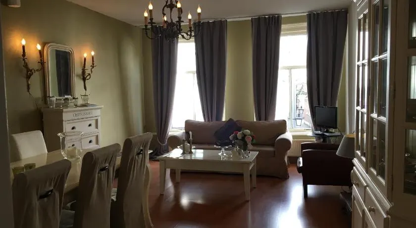 La Perle Apartment - Image 1