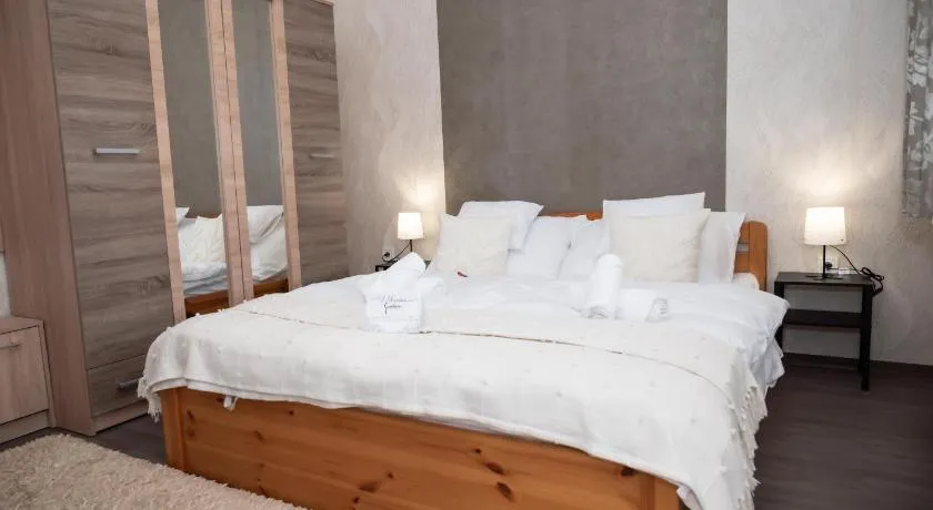 Centrum Apartman - Image 1