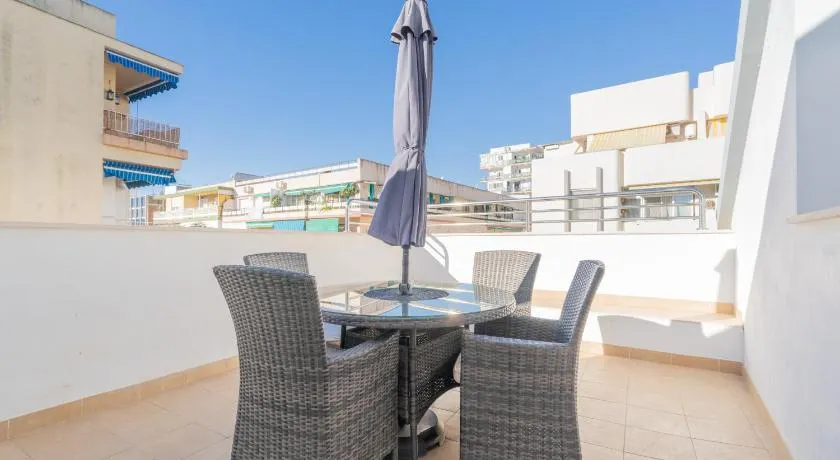 Apartamentos Castillo by Sur Suites - Image 1