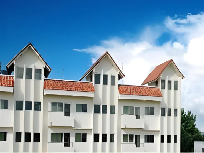 Fah Place Hotel - Image 1