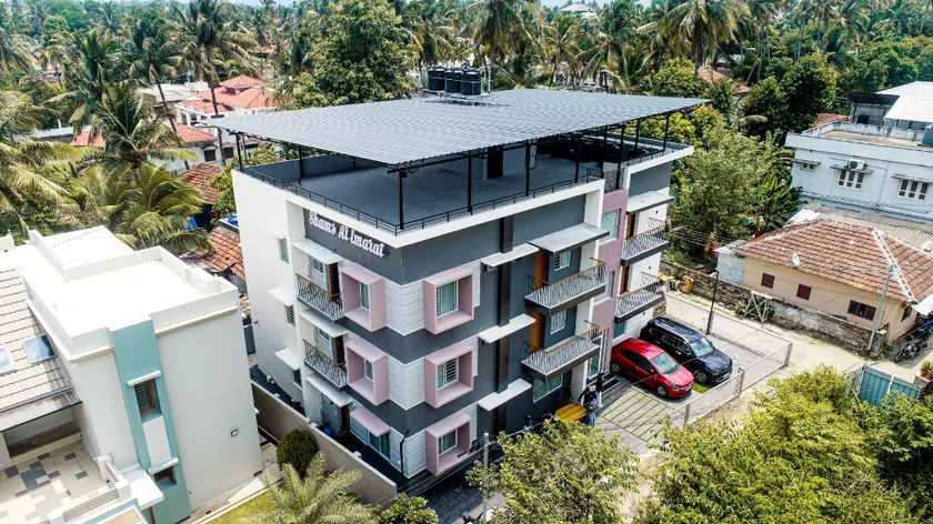 Shams al Imarat - Image 1