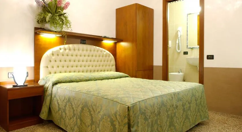 Atlantide Hotel - Image 1