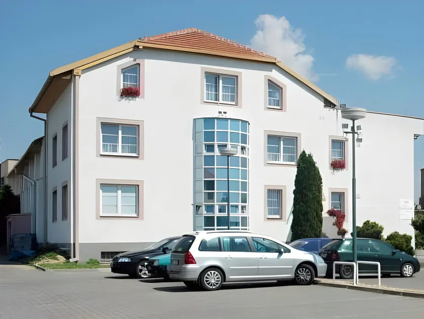 Hotel Gregor - Image 1