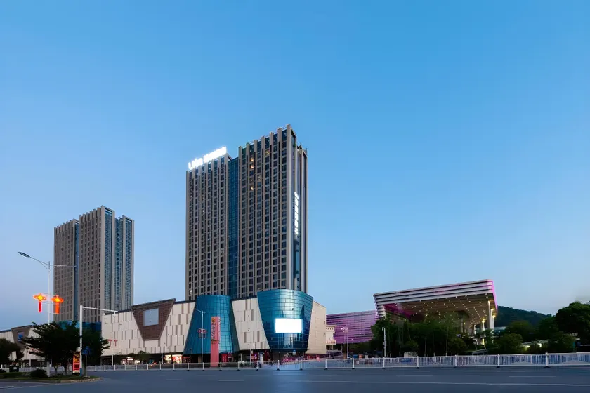 Urba Hotel (Yichun Wanda High-Speed Railway Station) - Image 1