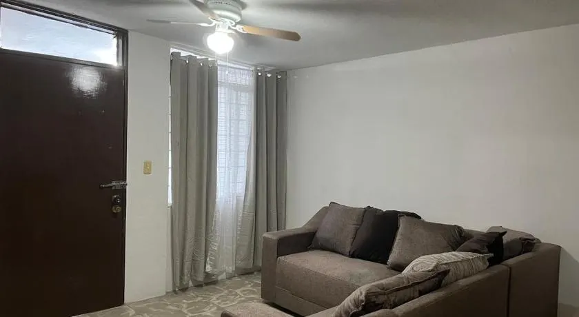 Cozy and family-friendly house CARE and UANL - Image 1