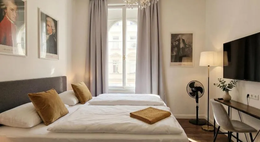 Pension Mozart - Vienna Center, Self Check-in - Image 1