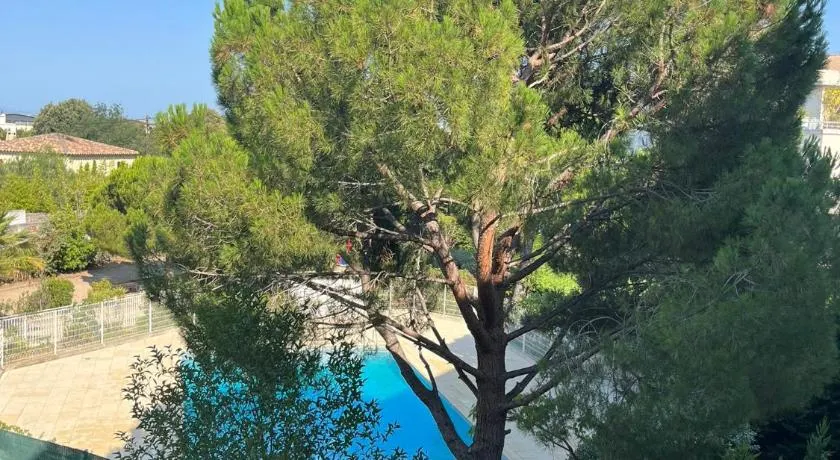 Appartement T2, 55M2, meublé, piscine - Image 1