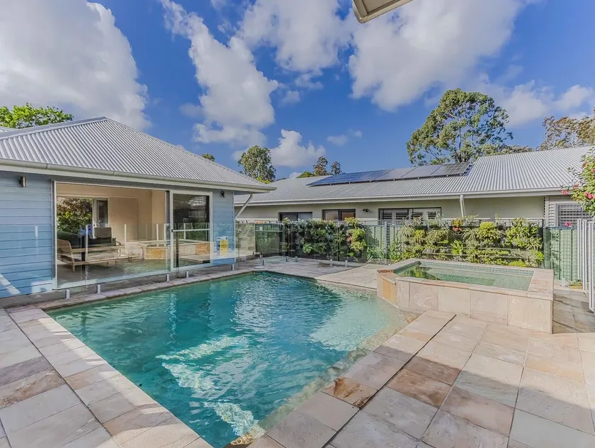 Macadamia Ocean Escape - Image 1
