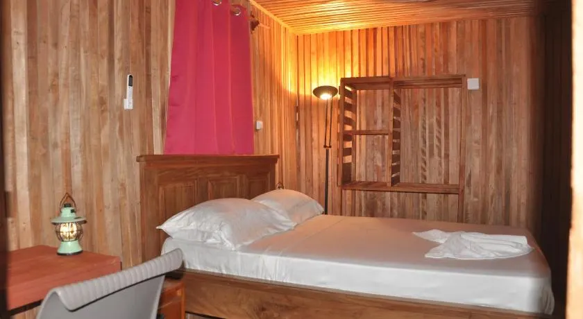 Kribi-Lodge - Image 1