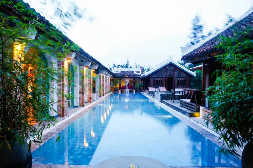 Villa Louise Hue Beach Boutique Hotel - Image 1