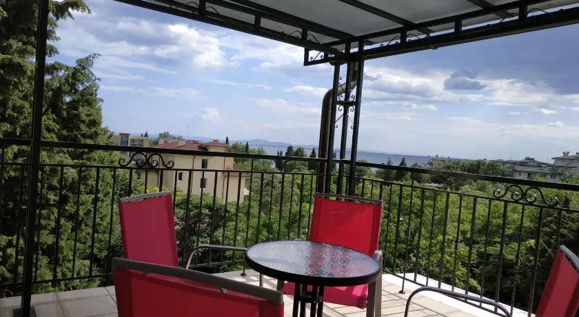 Family нouse -Нotel Asai - Image 1