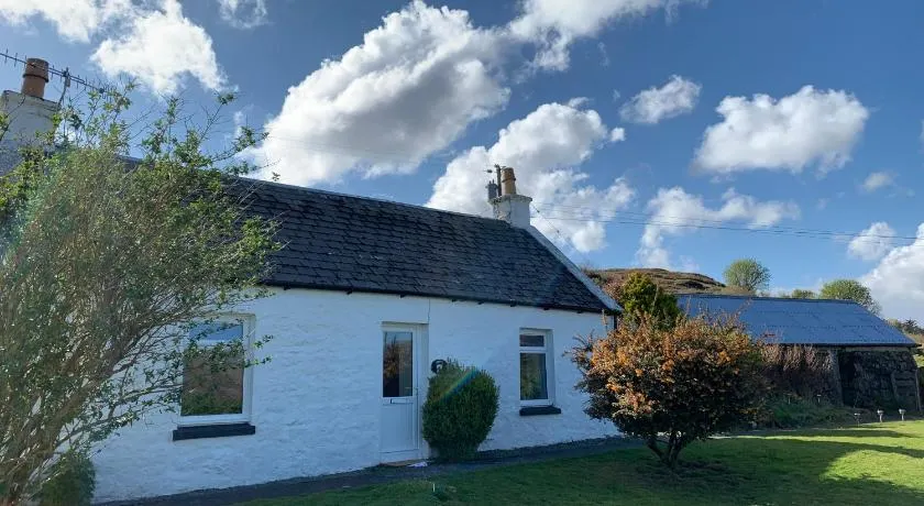 Heatherland Cottage - Image 1