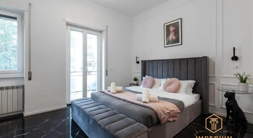 Nana Rooms Guesthouse - 200mt to Metro, near Vatican, A-C, pvt bathrooms - Image 1
