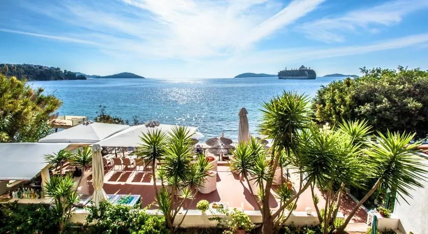 Hotel Dafni - Image 1