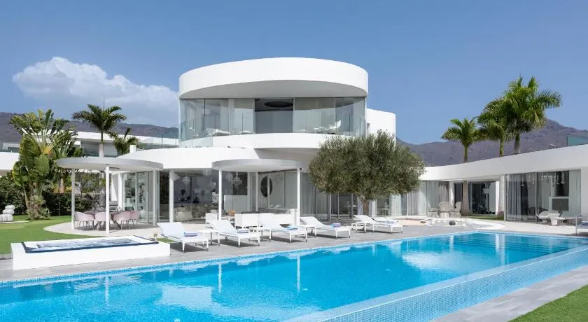 Villa Equilibrium Costa Adeje - Image 1
