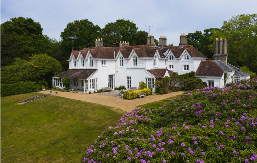 Hollybank House - Image 1