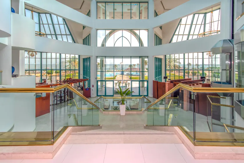Mirfa Hotel - Image 1