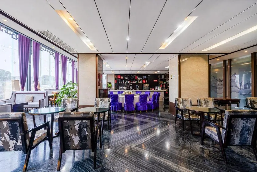 Qianchuan Hotel (Jintang Wanda Plaza Store) - Image 1