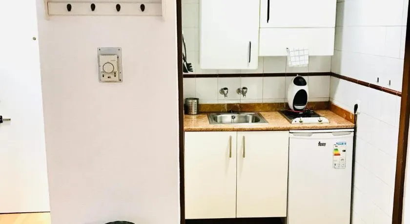 Resitur Luxury Apartment 114 - Image 1