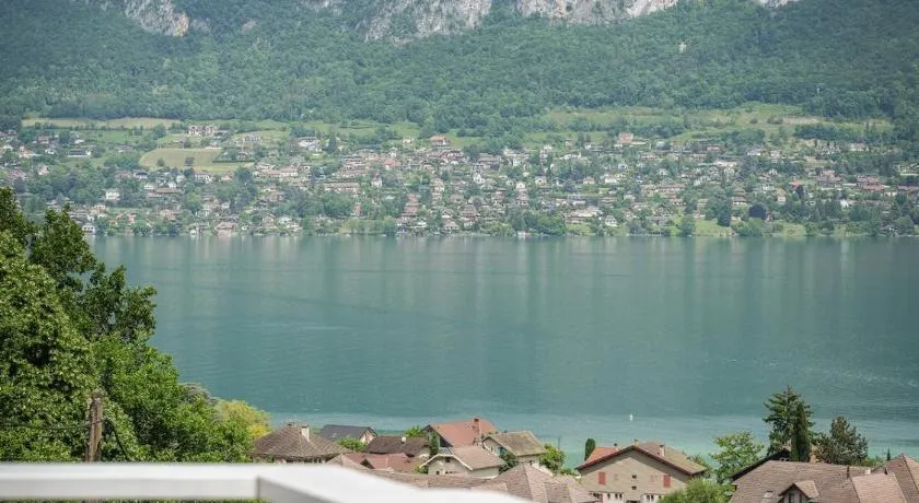 Venez Chez Vous La Maison Bleue - Image 1