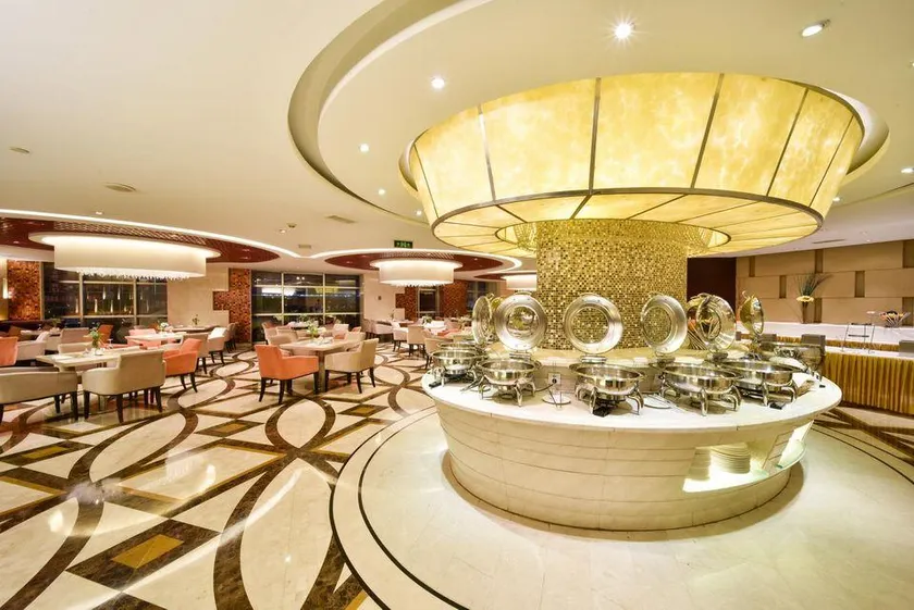 Tiannan Grand Hotel - Image 1